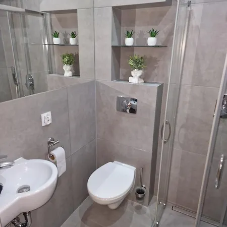 Zacisze I Gastronomia Gasthuis Olsztyn (Silesia)