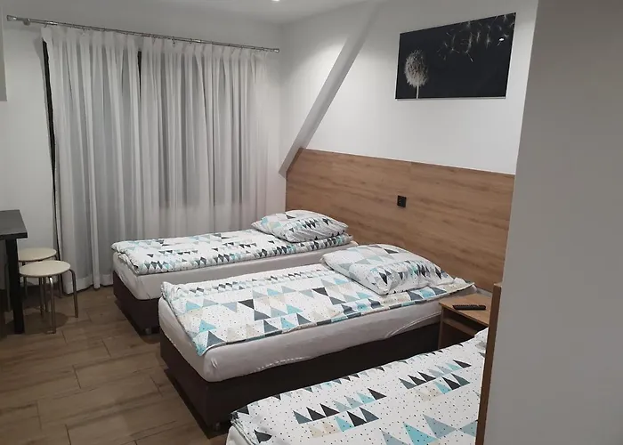 Zacisze I Gastronomia בית הארחה אולשטין