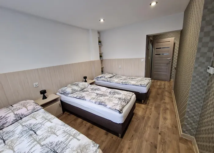 בית הארחה Zacisze I Gastronomia *